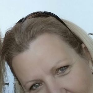 Meet your Posher, Deborah